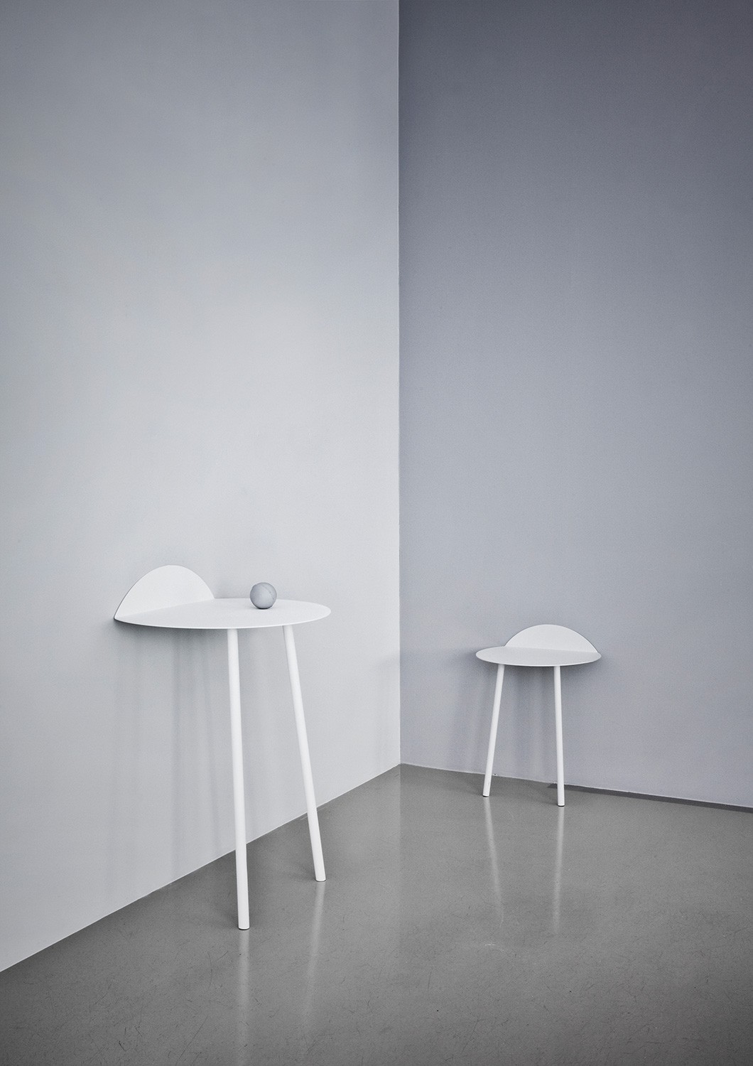 Menu Yeh Wall Table Low White Wandtisch